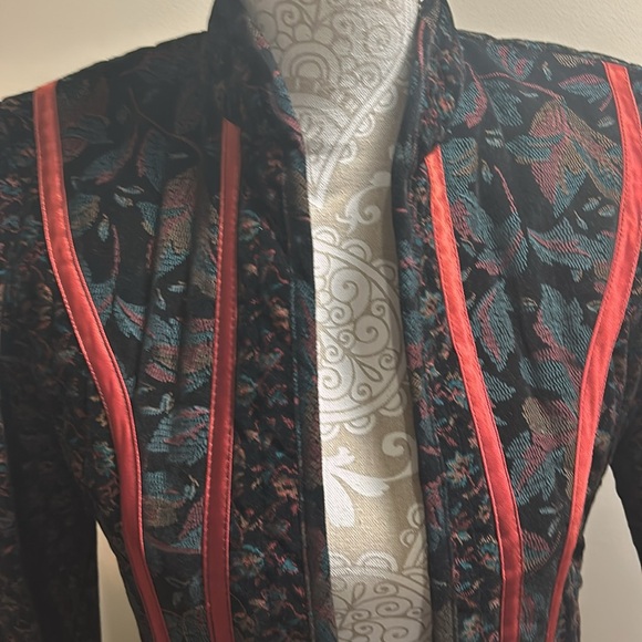 Vintage Fashionable 70s/80s jacket. - Picture 3 of 7